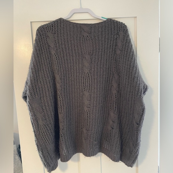 Urban Outfitters x UNIF chunky cable knit sweater - Picture 7 of 9